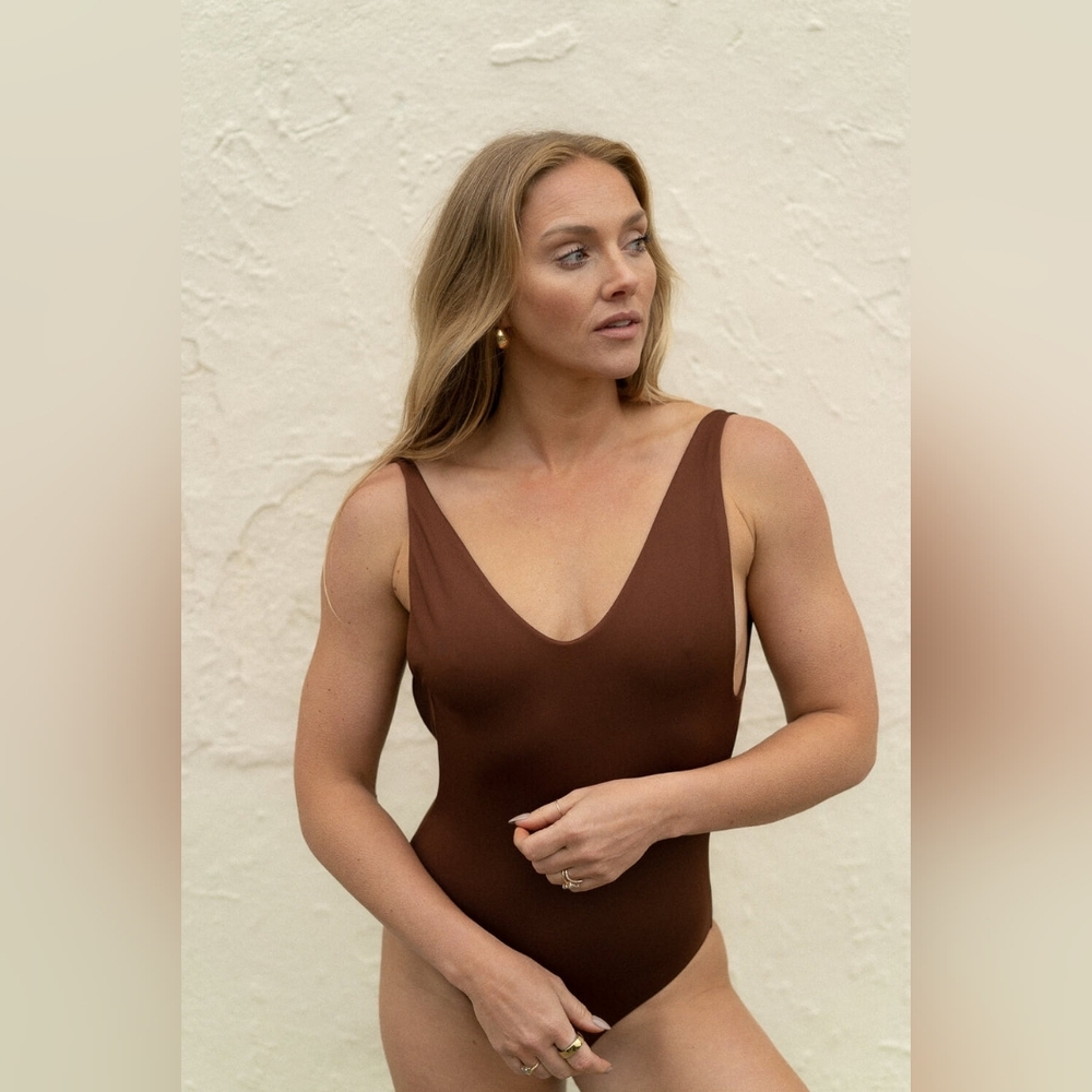 EUC Londre Minimalist Swimsuit